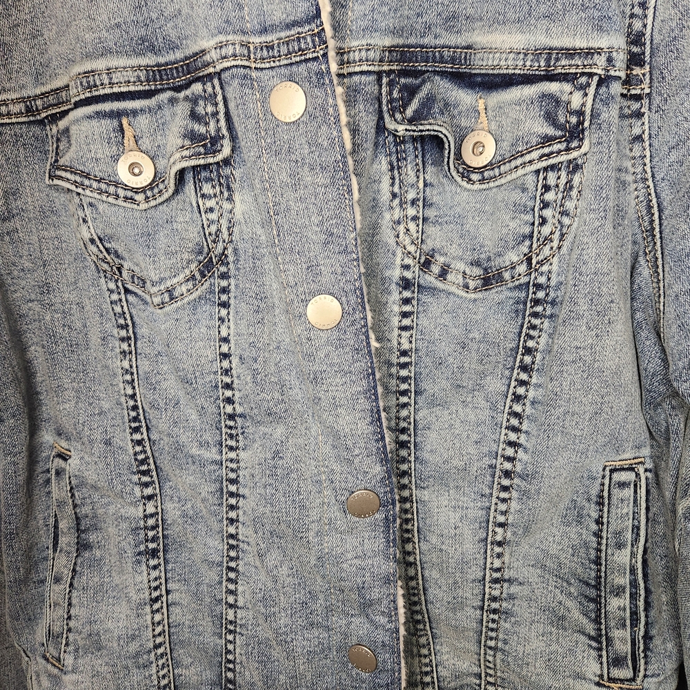 Torrid Sherpa Lined Denim Jacket Plaid Lined Size 1 (Plus) Cozy Jean Coat - Picture 6 of 8